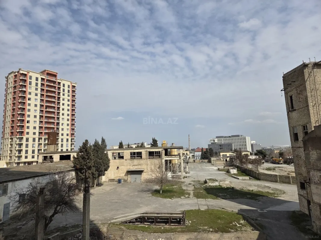 Satılır 2 otaqlı mənzil 61 m²