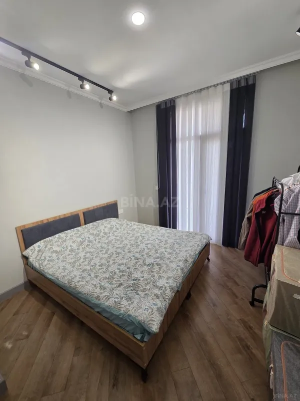 Satılır 2 otaqlı mənzil 61 m²