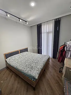 Satılır 2 otaqlı mənzil 61 m²