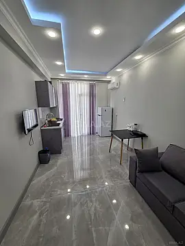 Satılır 2 otaqlı mənzil 61 m²