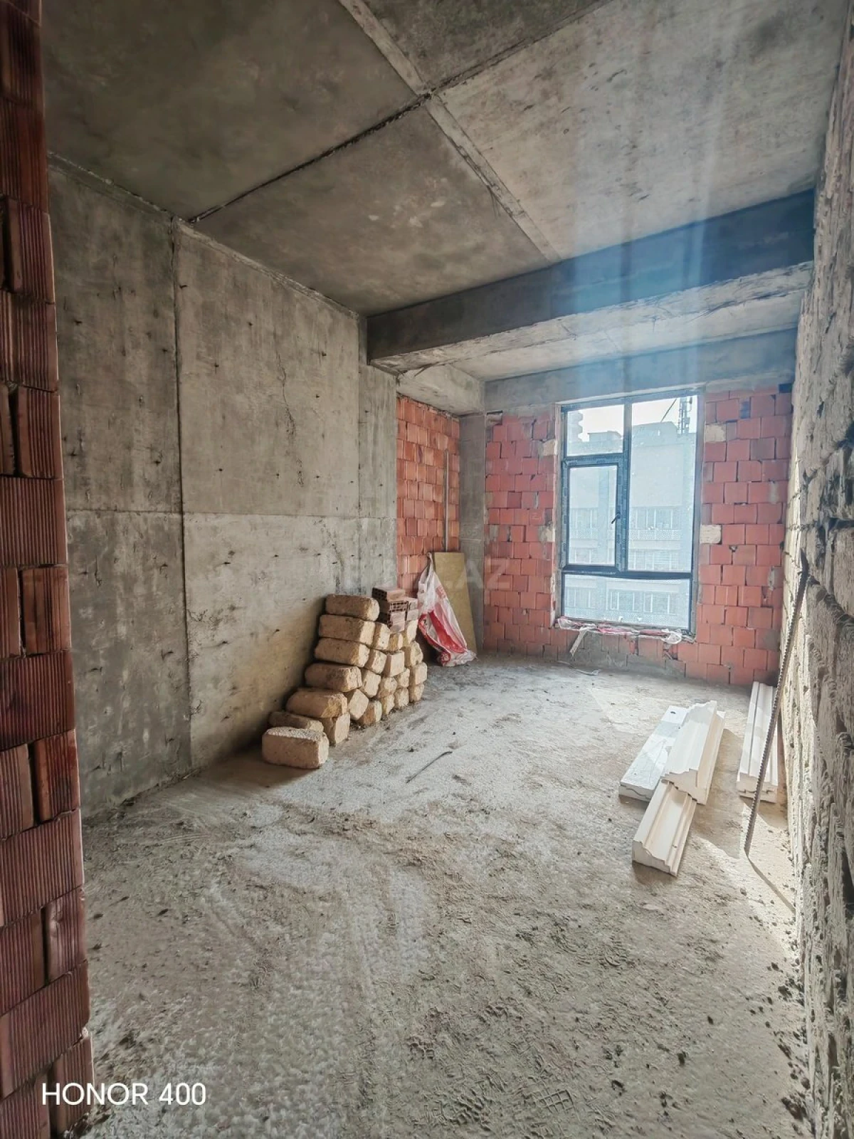 Satılır 3 otaqlı mənzil 100 m²