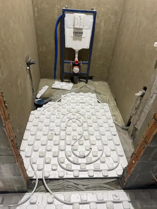 Satılır 4 otaqlı mənzil 230 m²