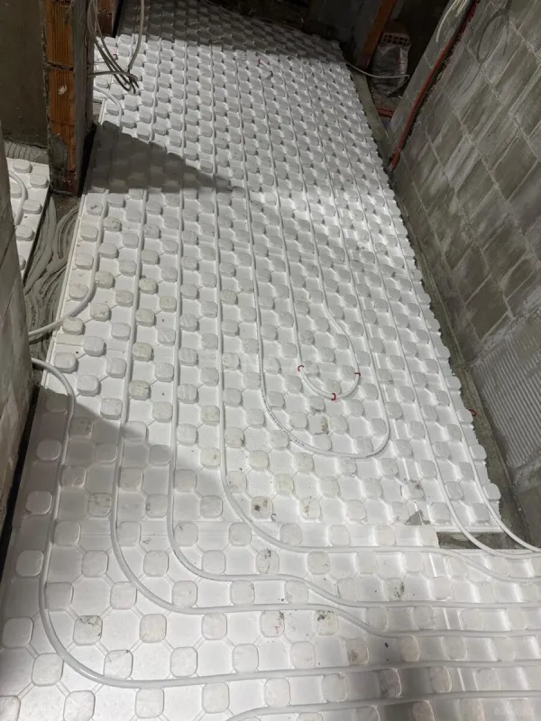 Satılır 4 otaqlı mənzil 230 m²