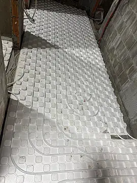 Satılır 4 otaqlı mənzil 230 m²