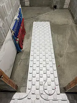 Satılır 4 otaqlı mənzil 230 m²