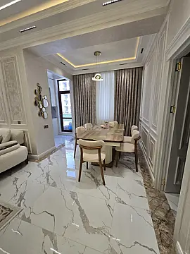 Satılır 3 otaqlı mənzil 160 m²