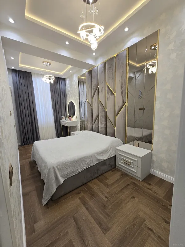 Satılır 3 otaqlı mənzil 160 m²