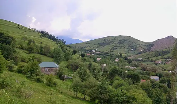 Satılır torpaq sahəsi 100 m²