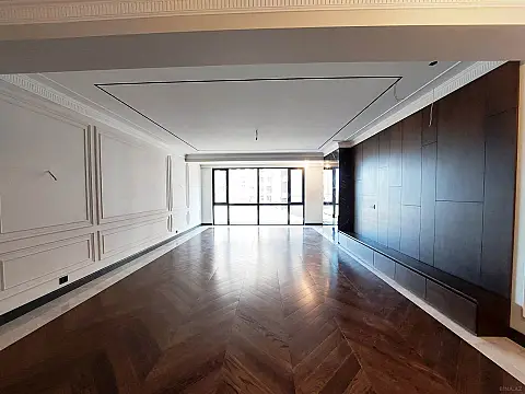 Satılır 4 otaqlı mənzil 225 m² — Bakı 4 otaq 225.00 m²
