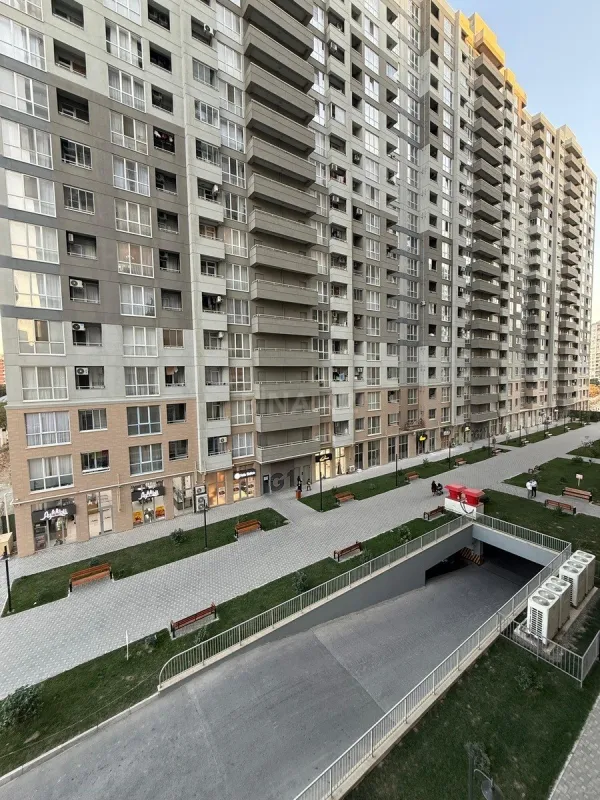 Satılır 2 otaqlı mənzil 55 m²