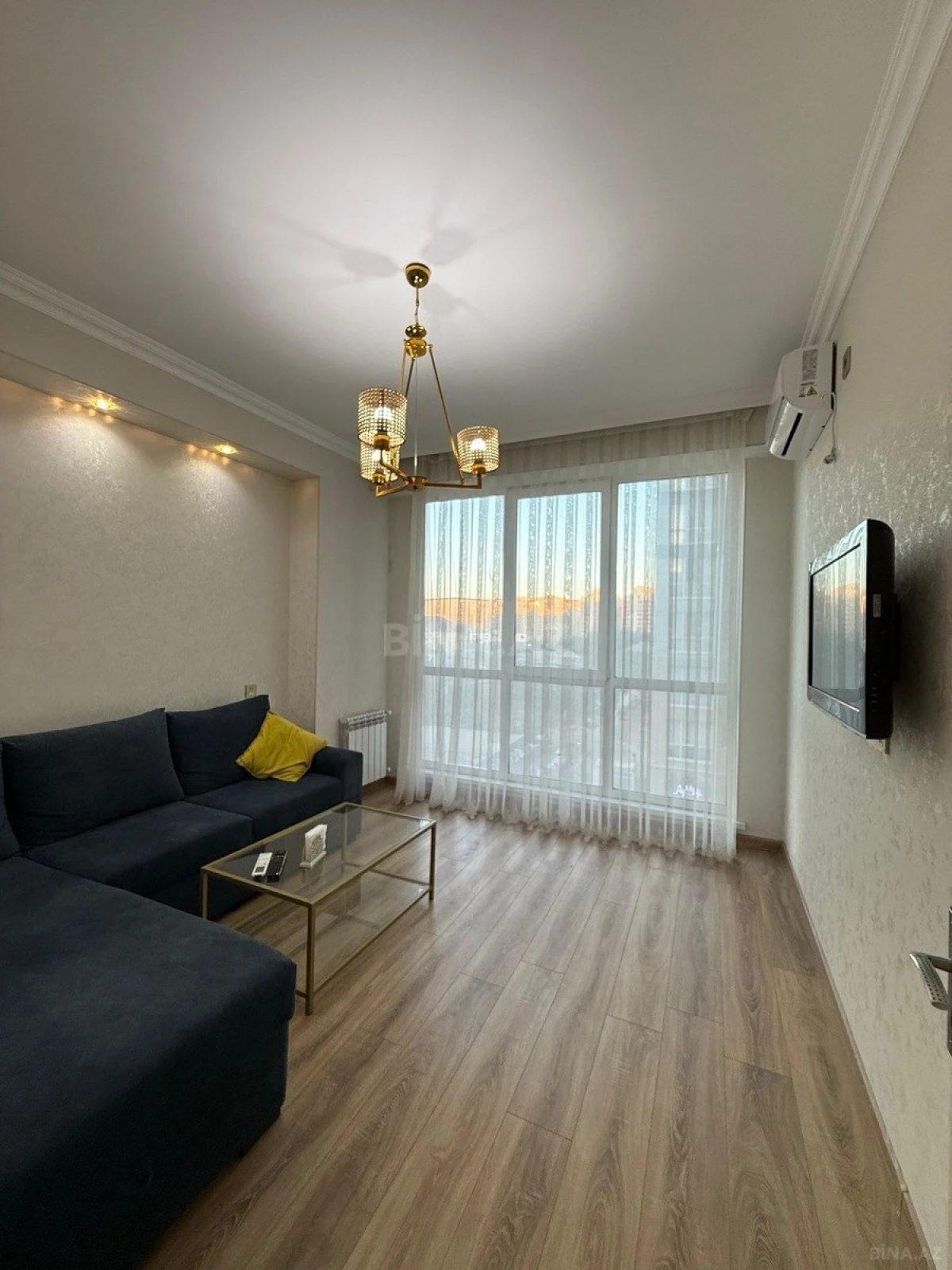 Satılır 2 otaqlı mənzil 55 m²