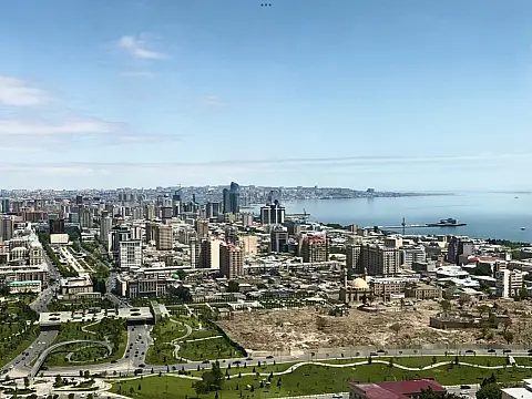 Satılır 4 otaqlı mənzil 207 m² — Bakı 4 otaq 207.00 m²