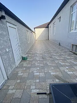 Satılır 4 otaqlı həyət evi 175 m²