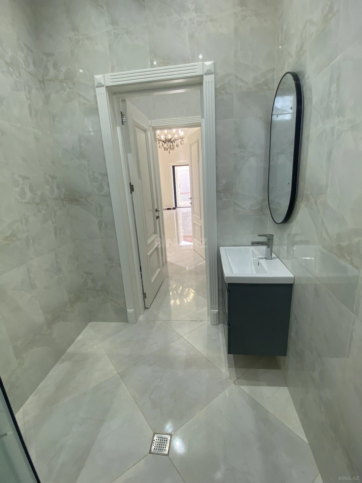 Satılır 4 otaqlı həyət evi 175 m²