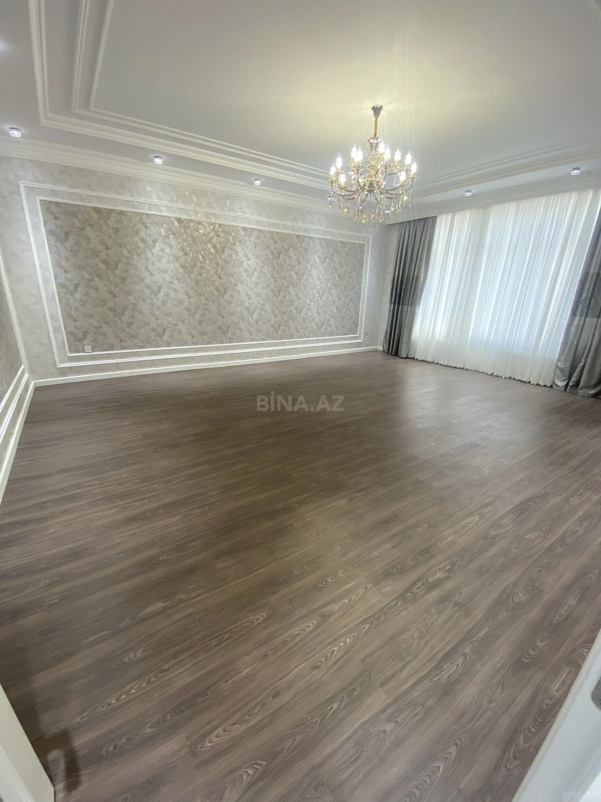 Satılır 4 otaqlı həyət evi 175 m²