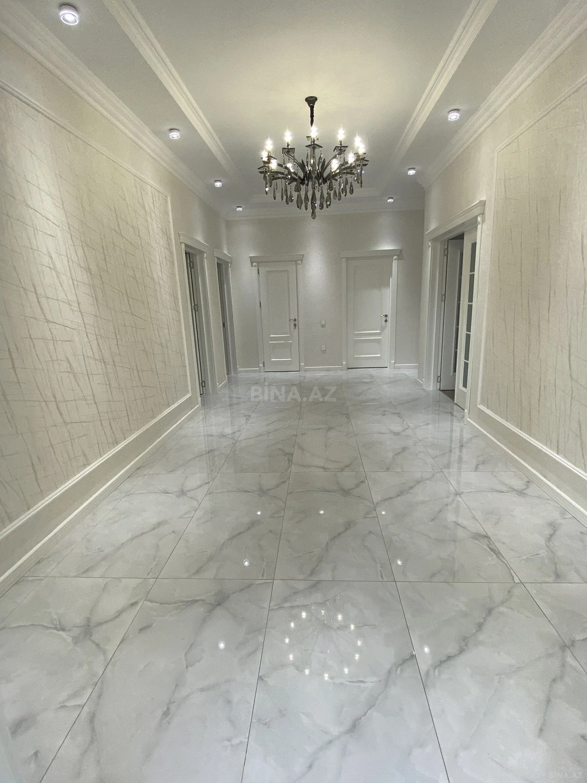 Satılır 4 otaqlı həyət evi 175 m²