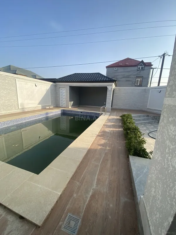 Satılır 4 otaqlı həyət evi 175 m²
