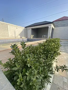 Satılır 4 otaqlı həyət evi 175 m²