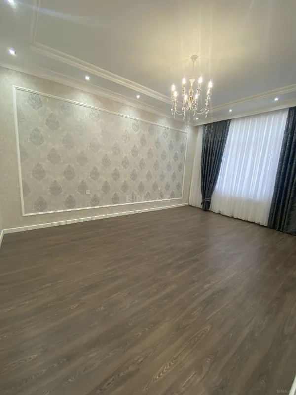 Satılır 4 otaqlı həyət evi 175 m²