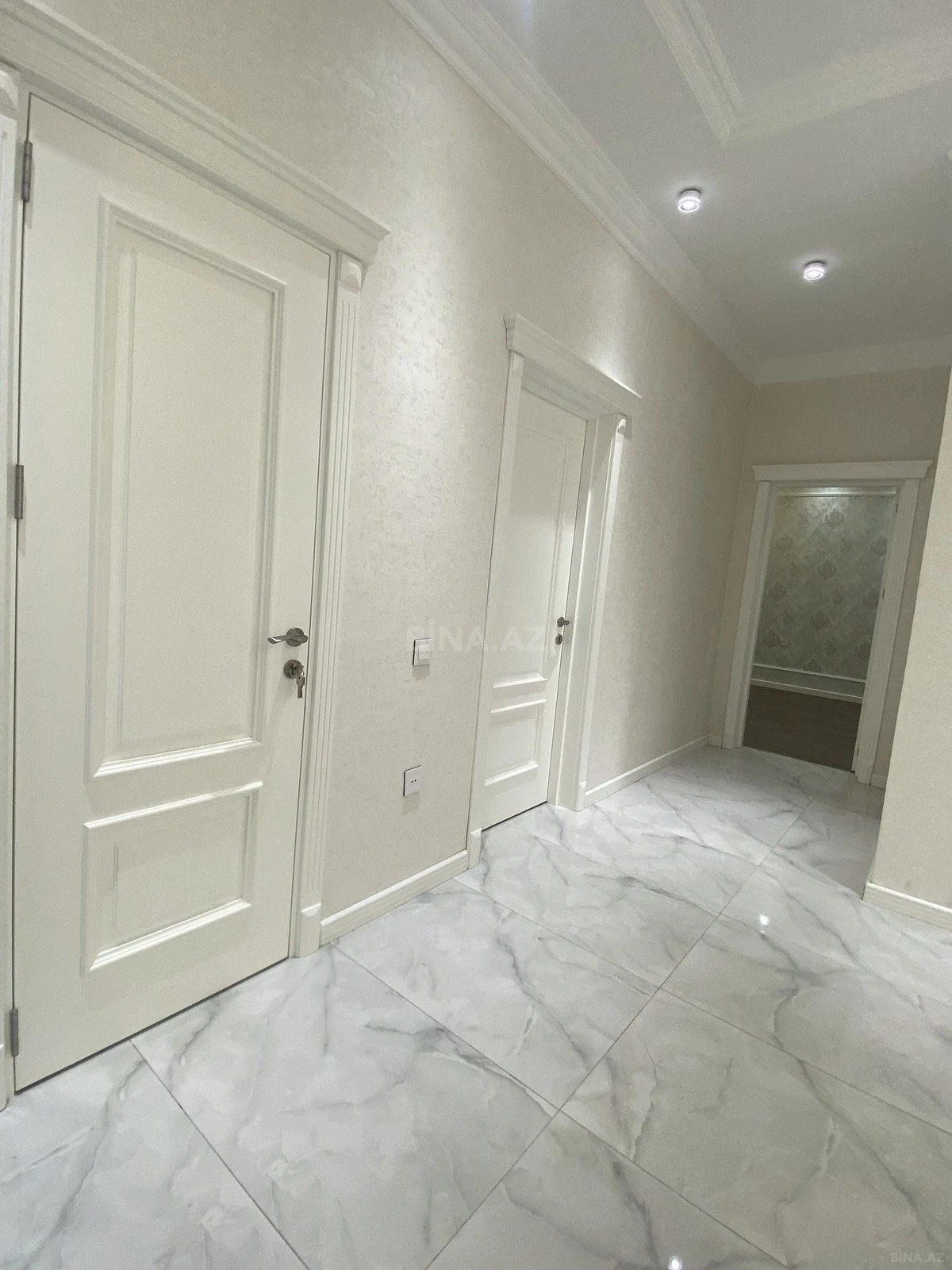 Satılır 4 otaqlı həyət evi 175 m²