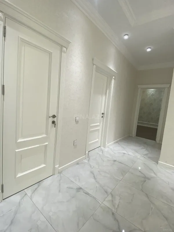 Satılır 4 otaqlı həyət evi 175 m²