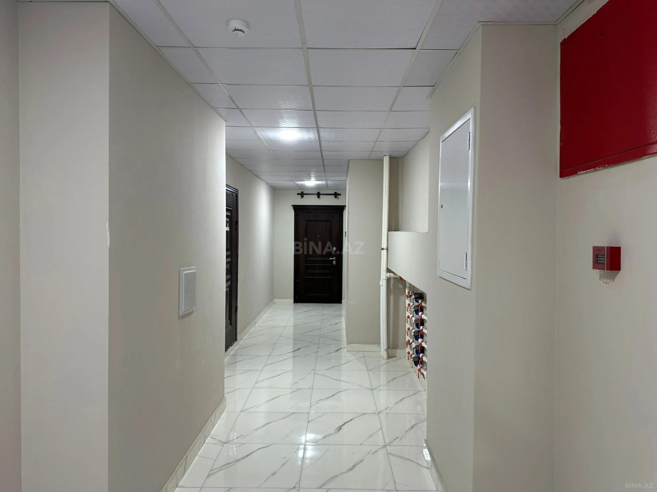 Satılır 2 otaqlı mənzil 76 m²