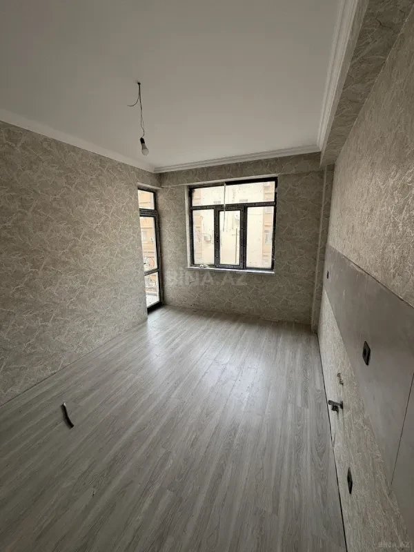 Satılır 3 otaqlı mənzil 115 m²
