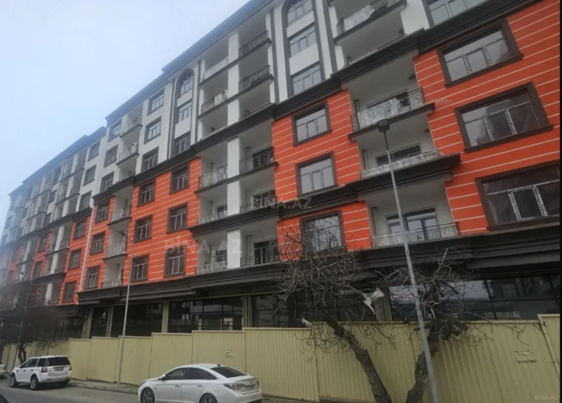 Satılır 3 otaqlı mənzil 115 m²