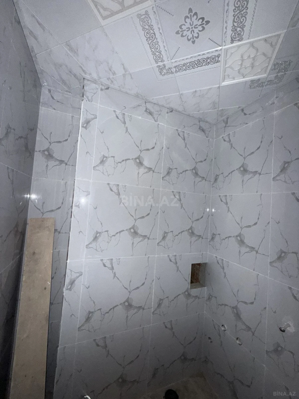 Satılır 3 otaqlı mənzil 115 m²