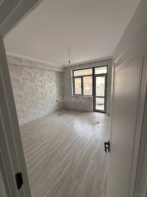 Satılır 3 otaqlı mənzil 115 m²