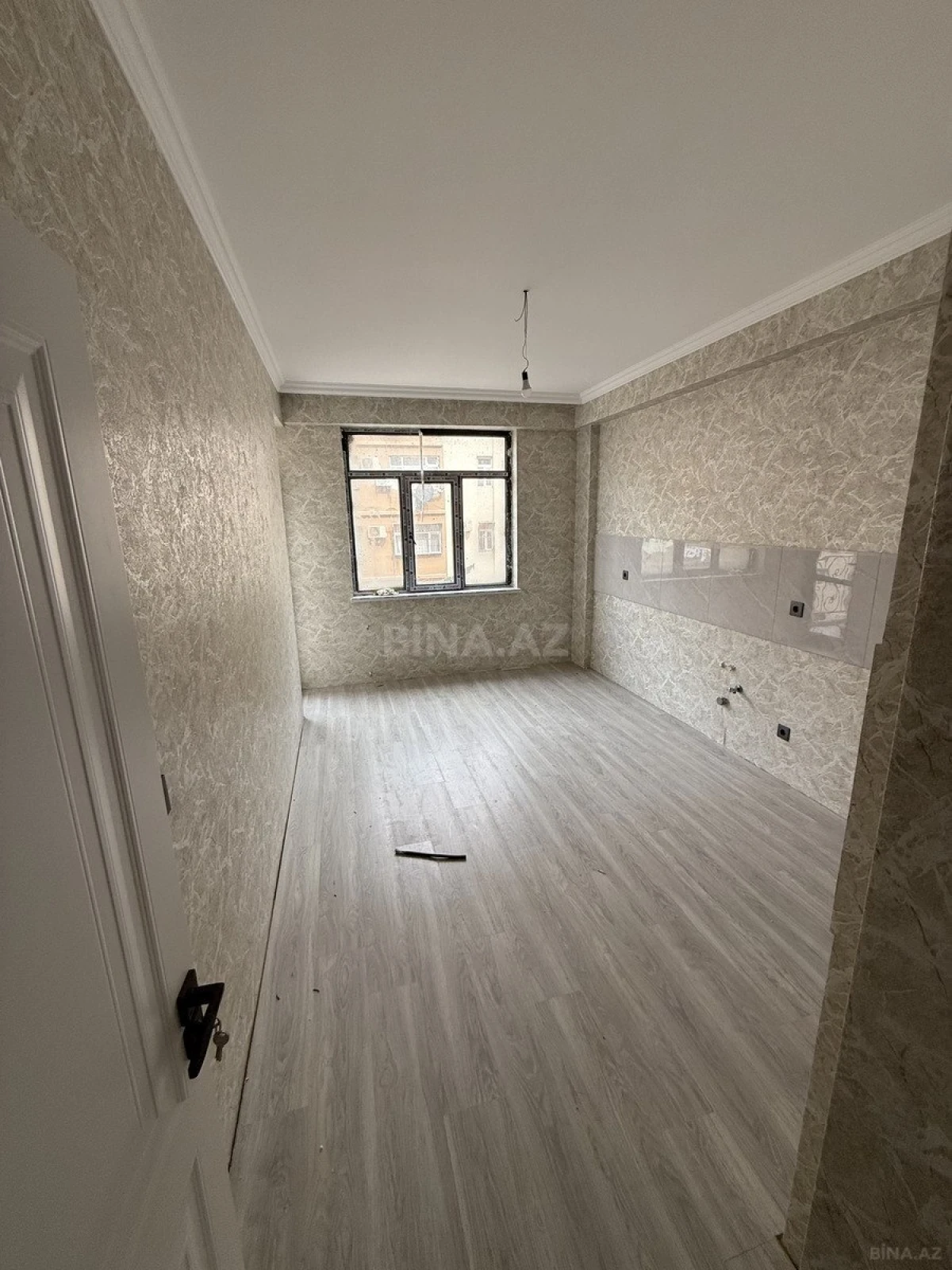 Satılır 3 otaqlı mənzil 115 m²