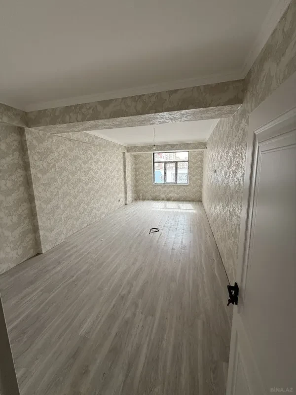 Satılır 3 otaqlı mənzil 115 m²