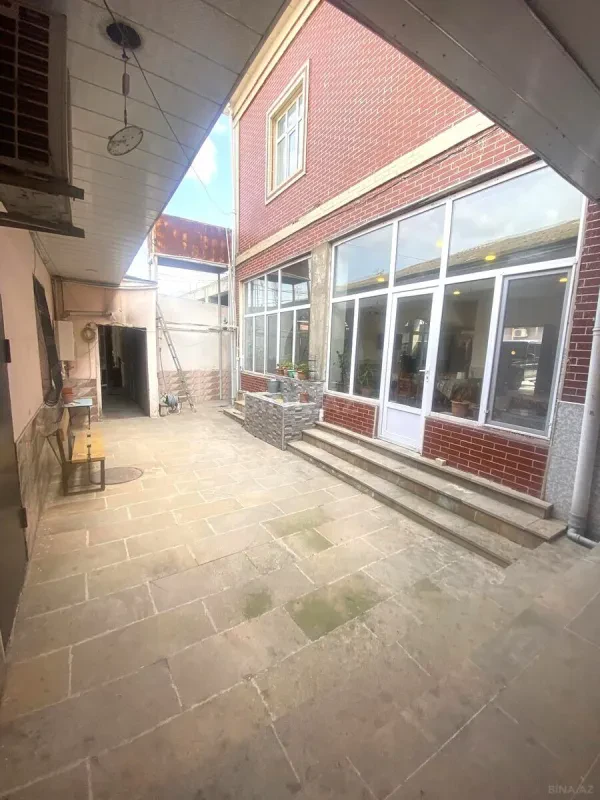 Satılır 6 otaqlı həyət evi 150 m²