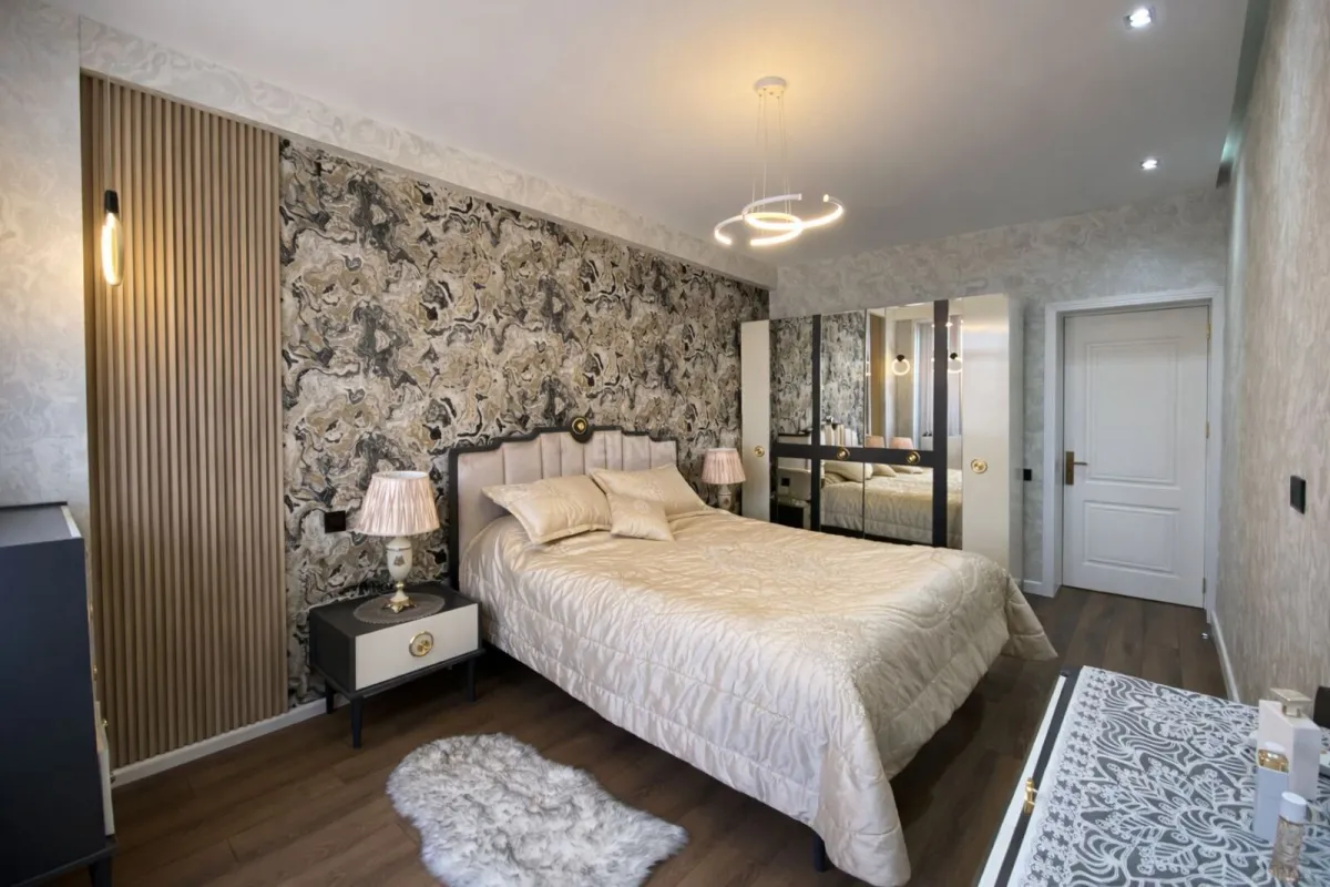 Satılır 2 otaqlı mənzil 65 m²