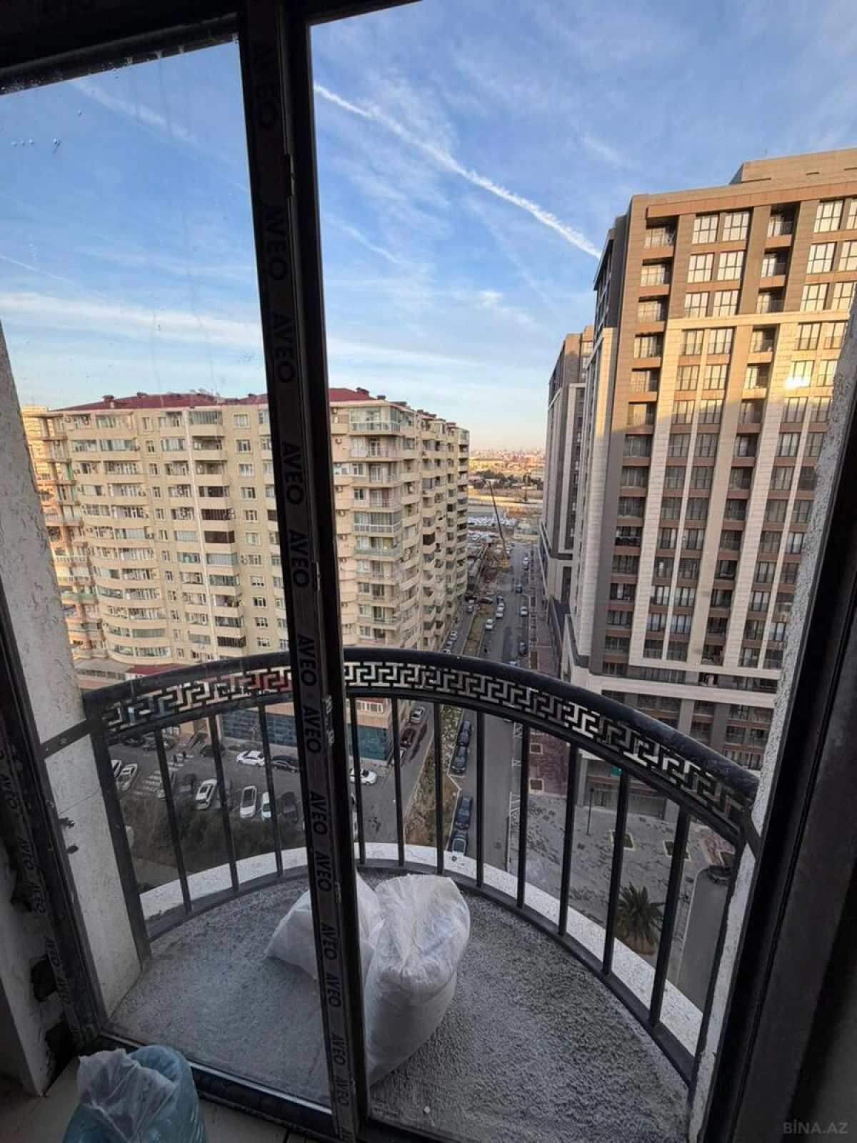 Satılır 2 otaqlı mənzil 66 m²