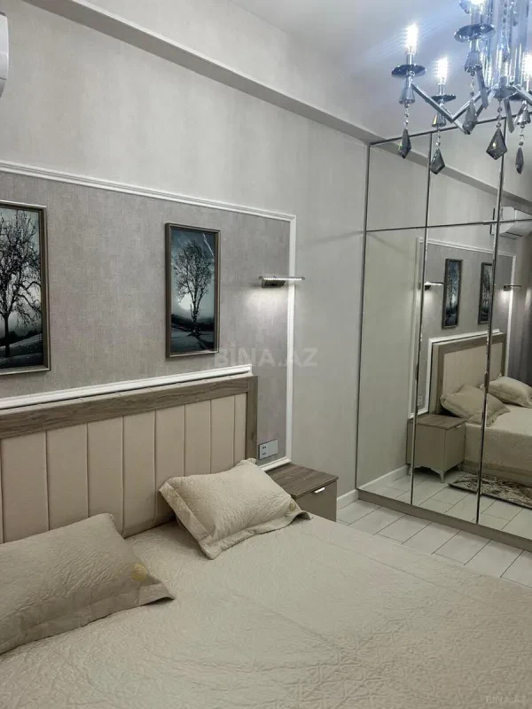Satılır 2 otaqlı mənzil 72 m²