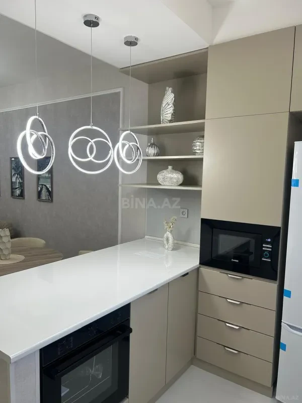 Satılır 2 otaqlı mənzil 72 m²