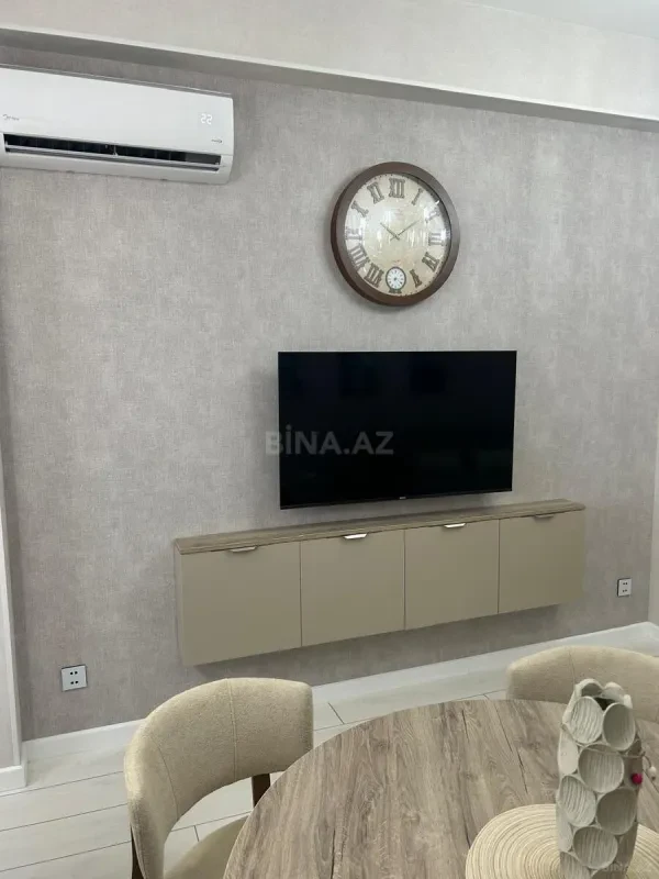 Satılır 2 otaqlı mənzil 72 m²