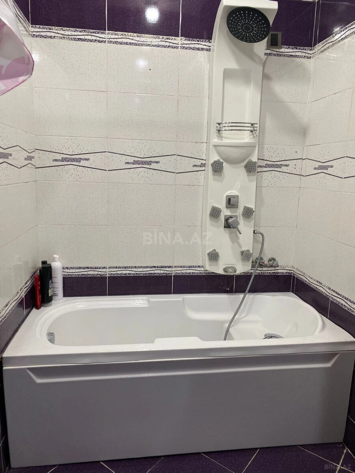 Satılır 4 otaqlı mənzil 135 m²