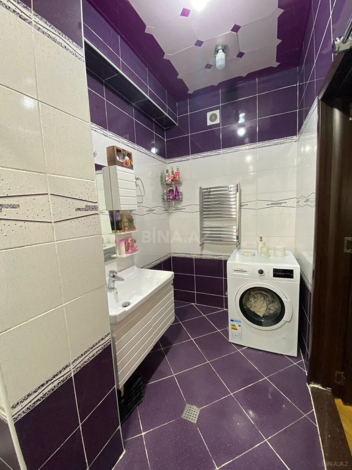 Satılır 4 otaqlı mənzil 135 m²