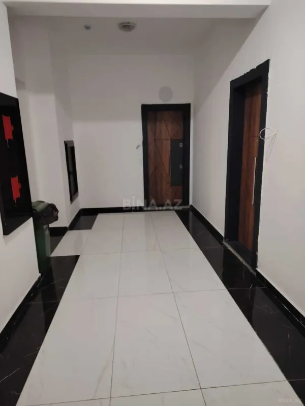 Satılır 4 otaqlı mənzil 157.5 m²