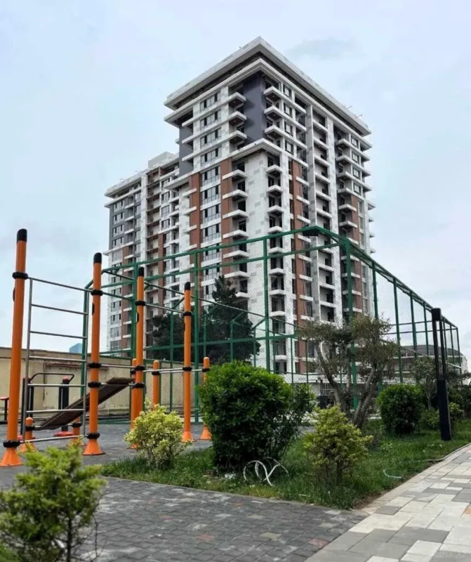 Satılır 2 otaqlı mənzil 66 m²
