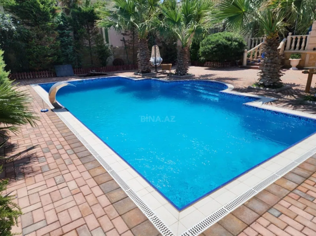 Satılır 5 otaqlı həyət evi 420 m²
