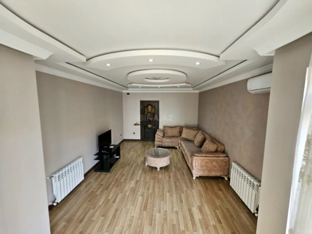 Satılır 3 otaqlı mənzil 102 m²