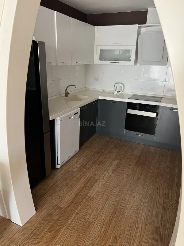 Satılır 2 otaqlı mənzil 75 m²