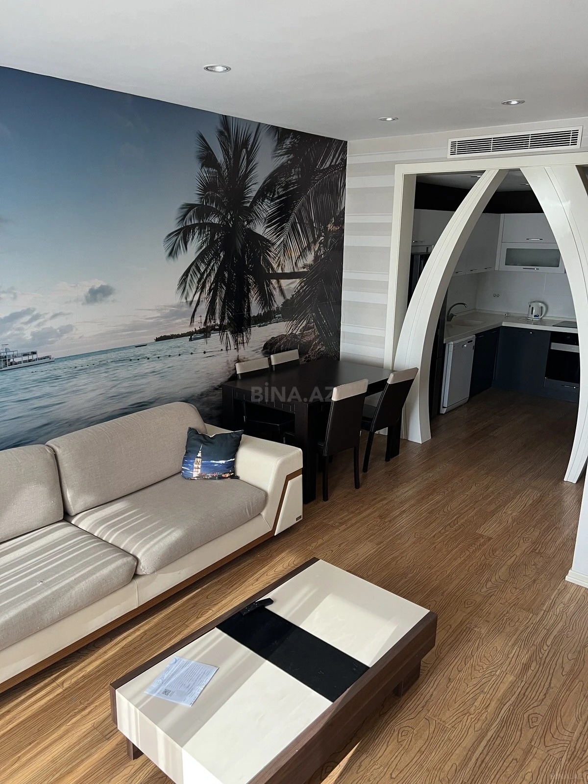 Satılır 2 otaqlı mənzil 75 m²