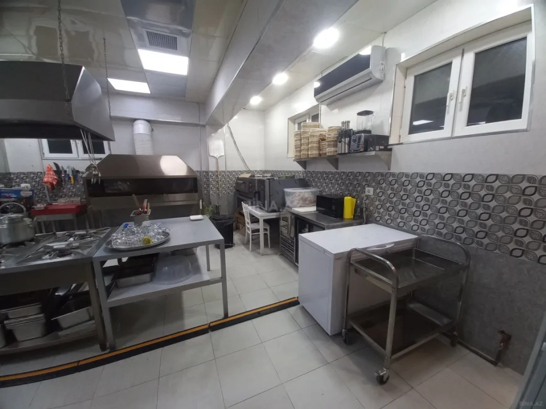 Kirayə verilir obyekt 800 m²