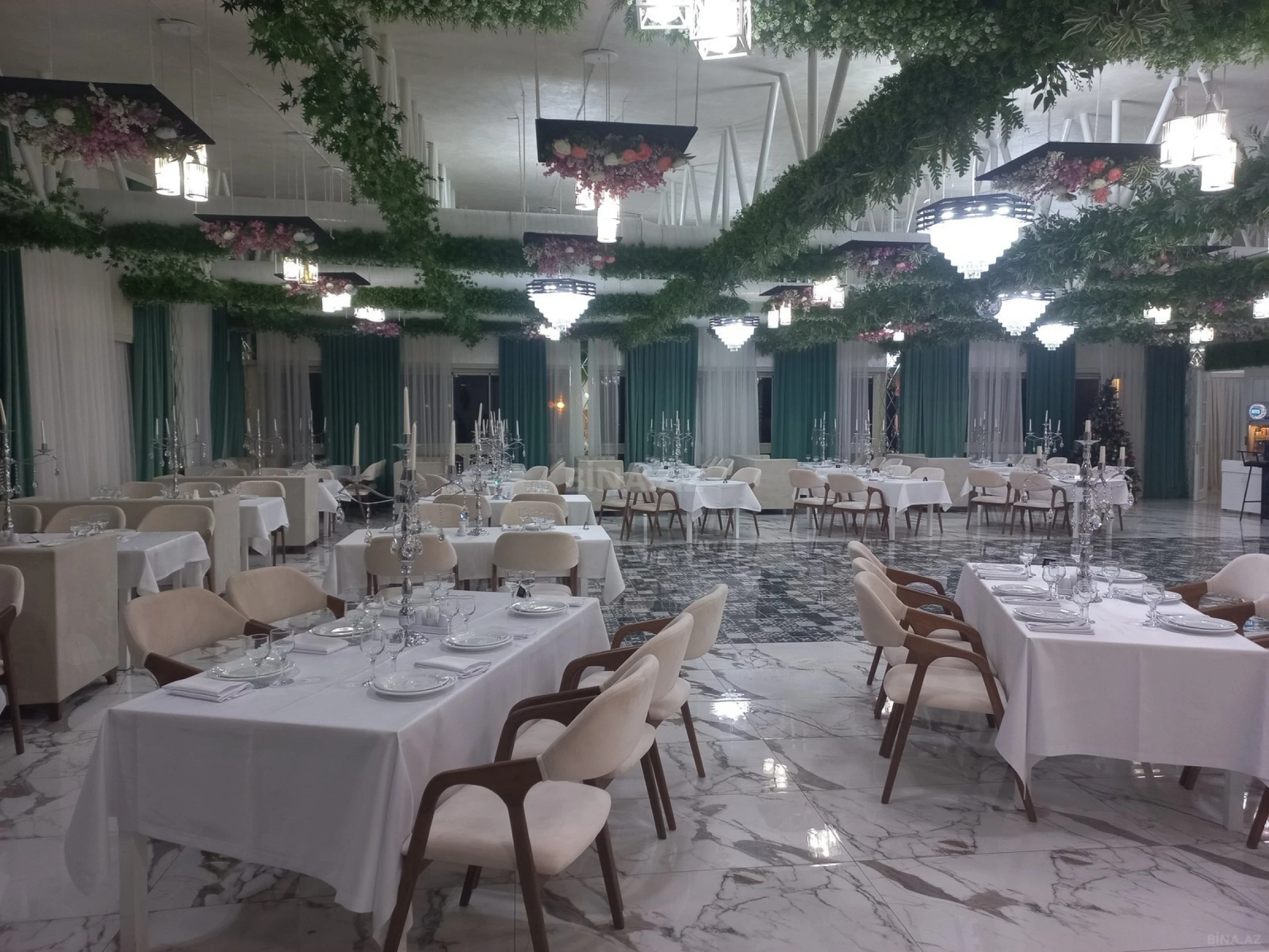 Kirayə verilir obyekt 800 m²