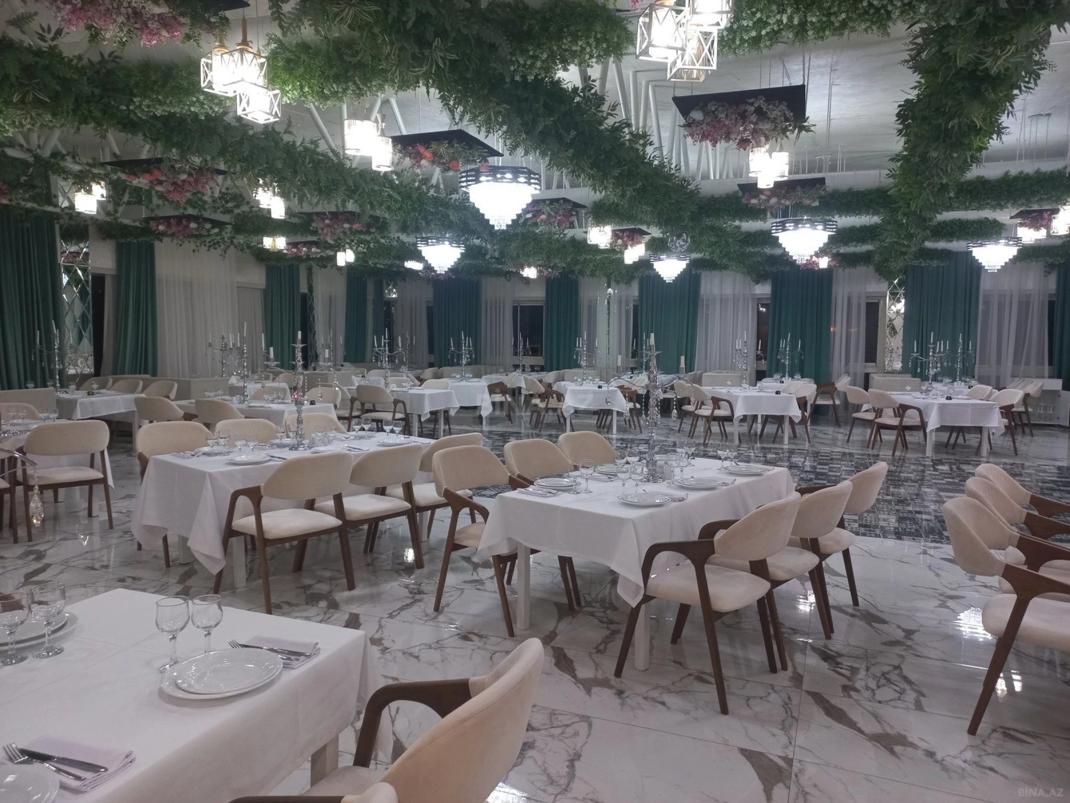 Kirayə verilir obyekt 800 m²