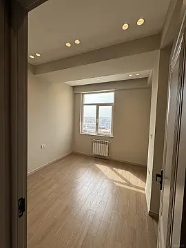 Satılır 3 otaqlı mənzil 104 m²